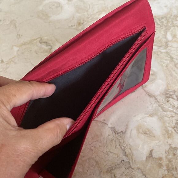 Tommy Hilfiger Large Travel Wallet - Picture 7 of 13